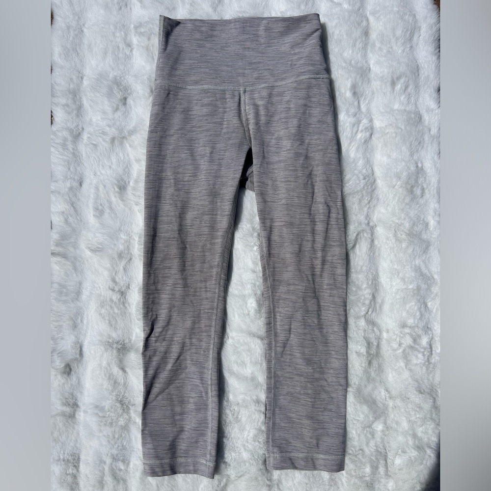 Lululemon cropped leggings